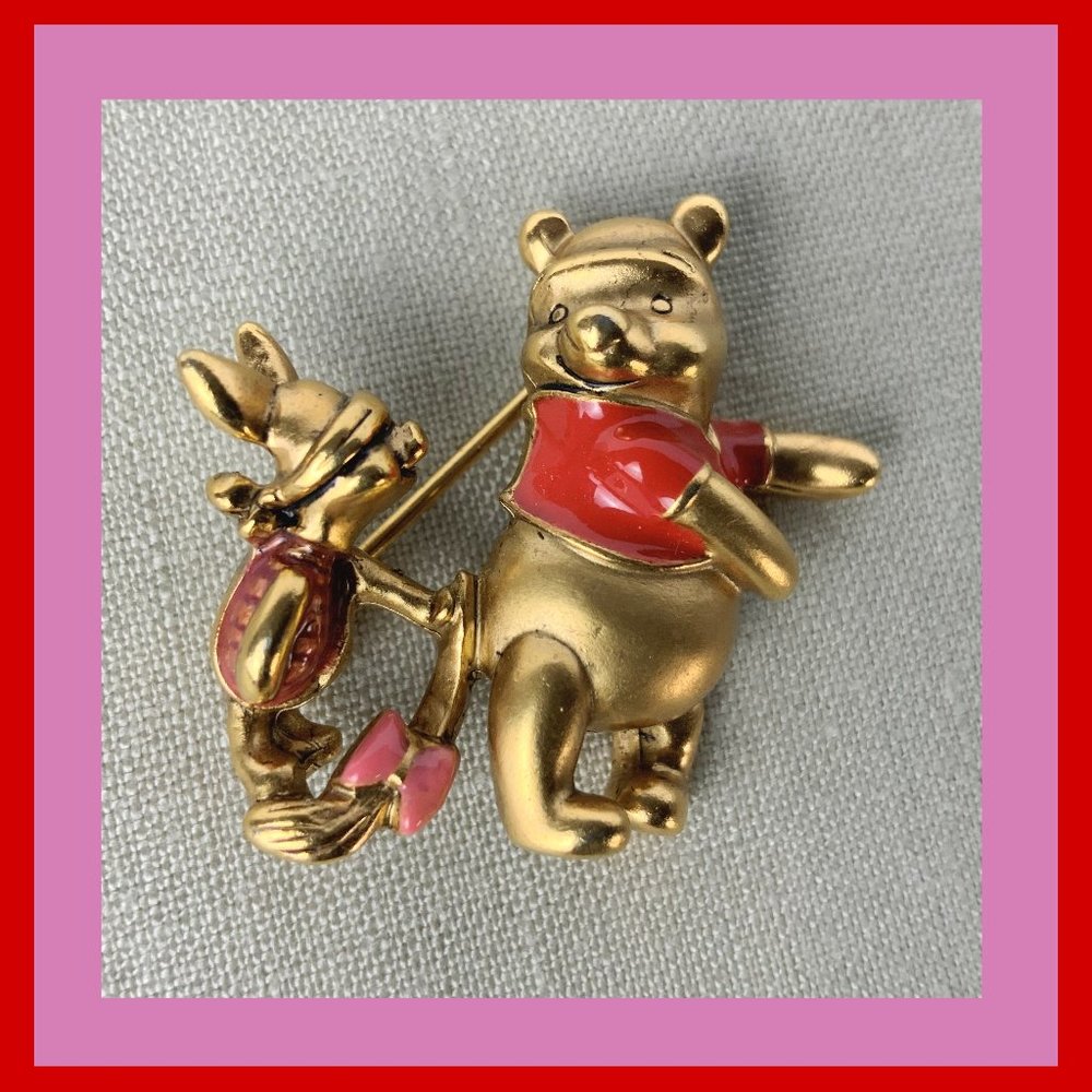 Vintage  Disney Winnie The Pooh  And Piglet Brooch Pin - Picture 3 of 15